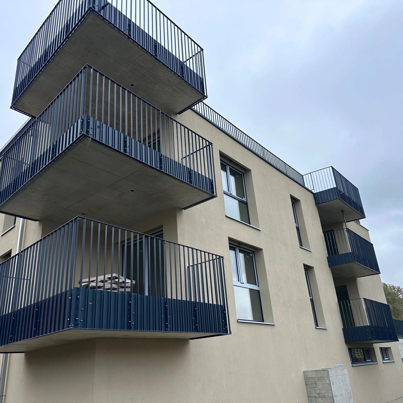 Garde corps métallique sur balcon